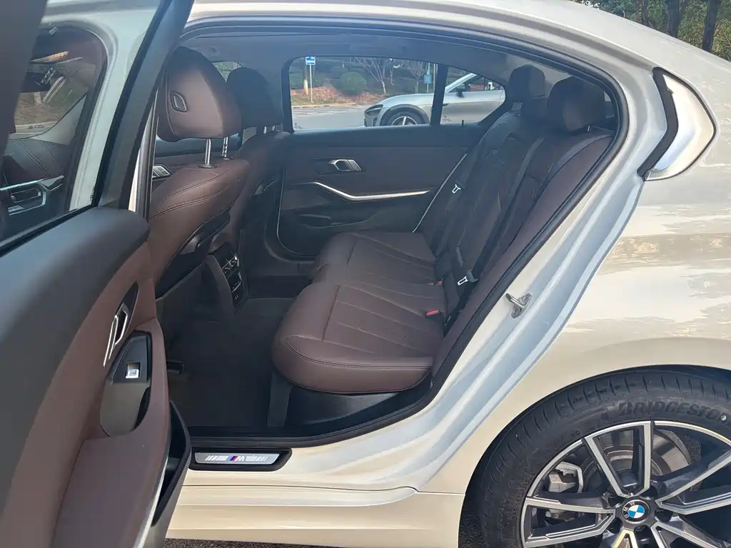 BMW 3 Series — миниатюра 6
