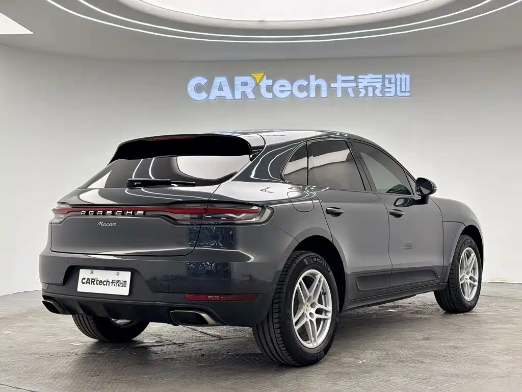 Porsche Macan — миниатюра 5