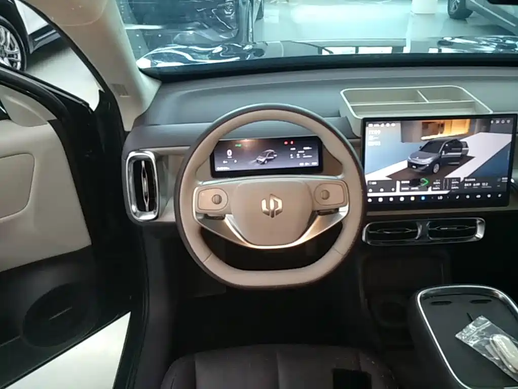 Leapmotor Leapmotor B10 — миниатюра 11