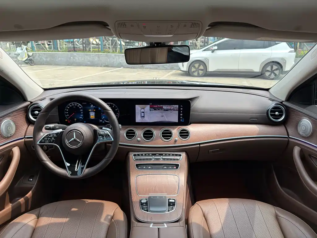 Mercedes-Benz E-Class E 2023 E 300 L Luxury