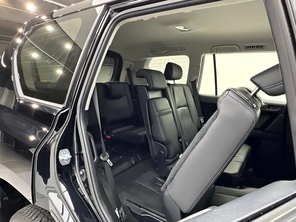Toyota Prado (Import) — миниатюра 22