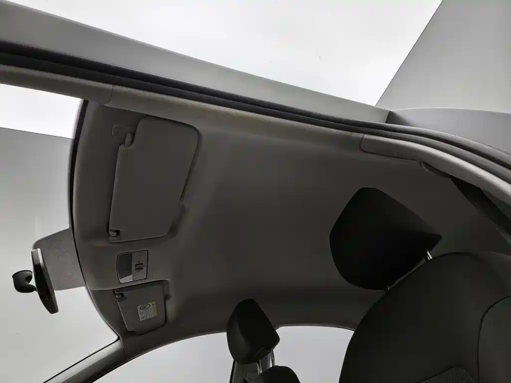 Volkswagen Jetta — миниатюра 14