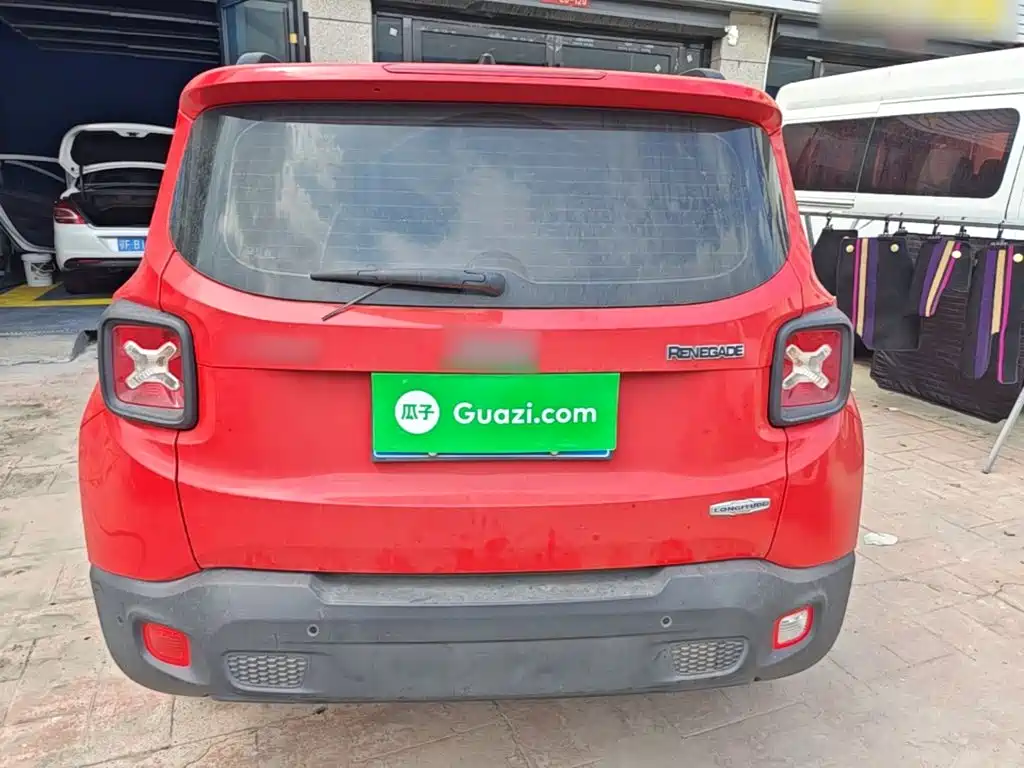 Jeep Renegade — миниатюра 6