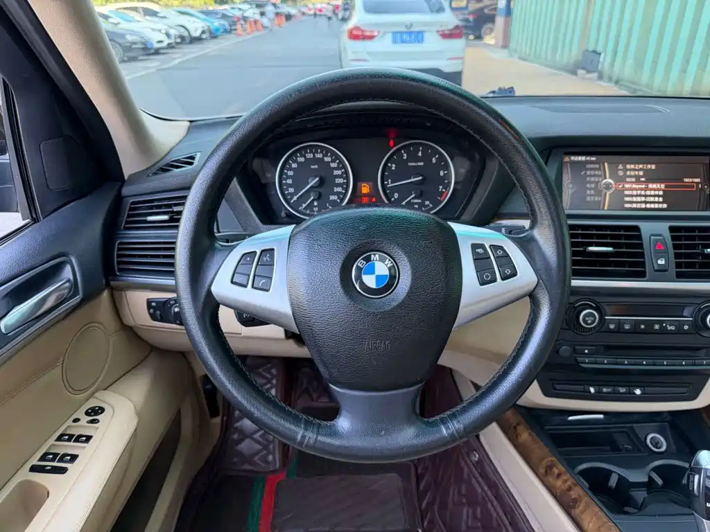 BMW X5 (Import) — миниатюра 5
