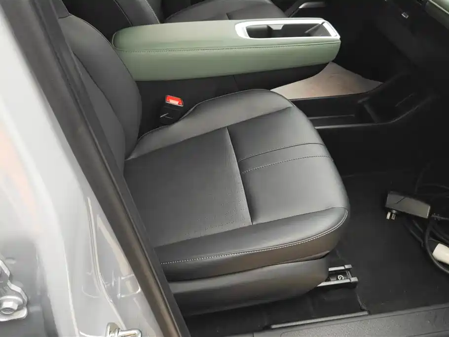 Baojun YepPlus Plus 2024 4 мест