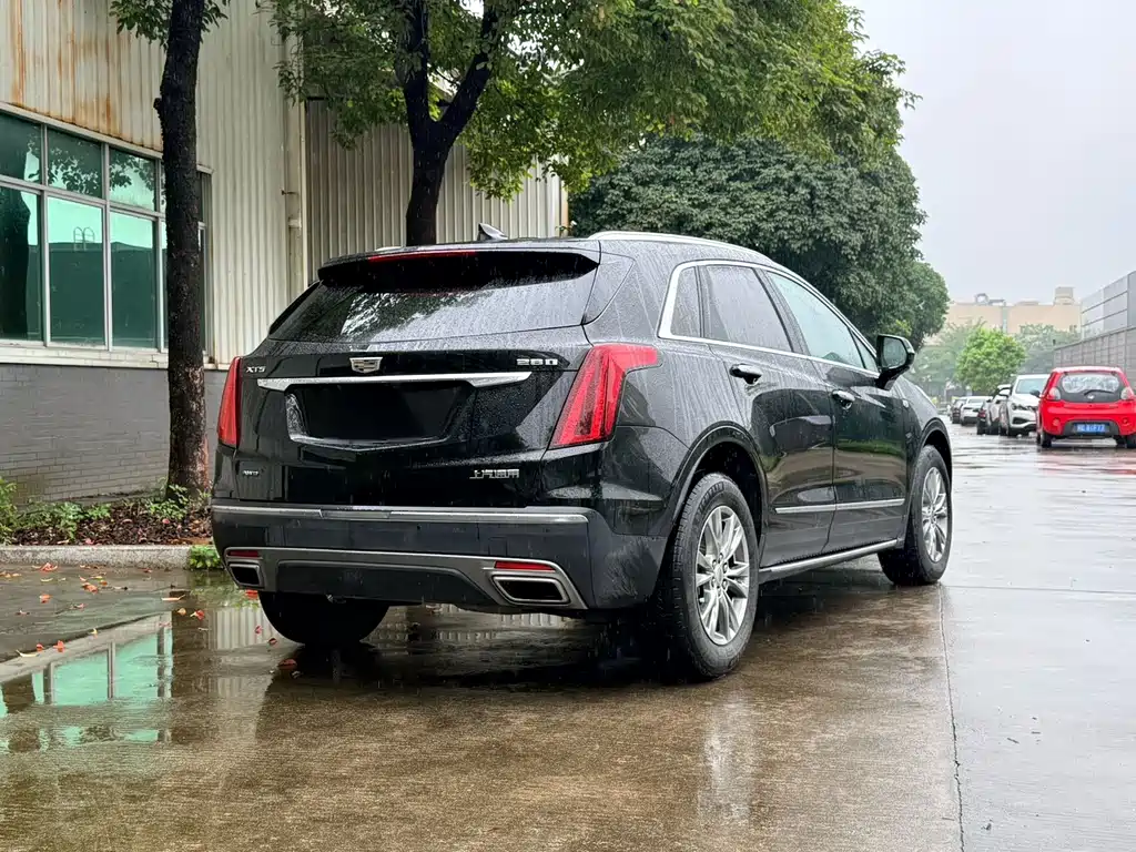 Cadillac XT5 — миниатюра 6