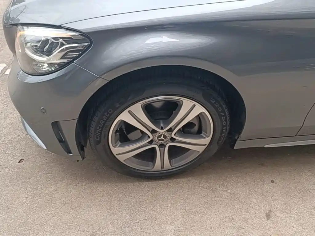 Mercedes-Benz C-Class — миниатюра 23