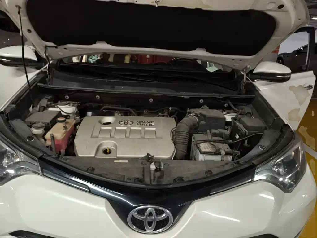 Toyota RAV4 — миниатюра 16