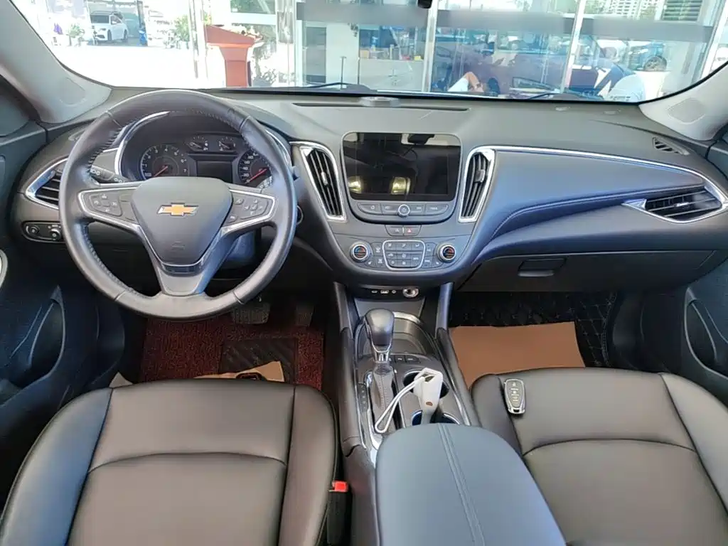 Chevrolet Malibu XL — миниатюра 10