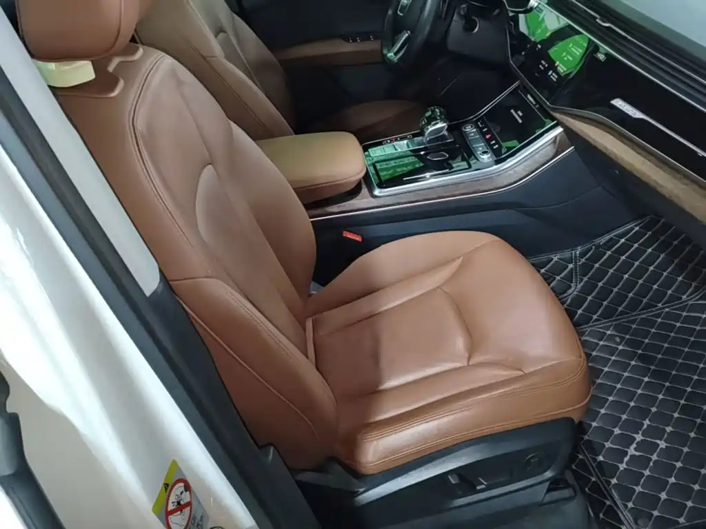 Audi Q7 — миниатюра 25