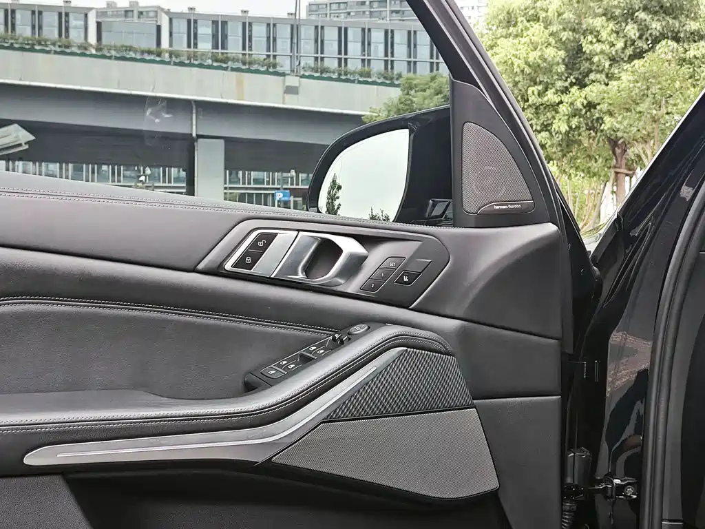 BMW X5 M — миниатюра 15