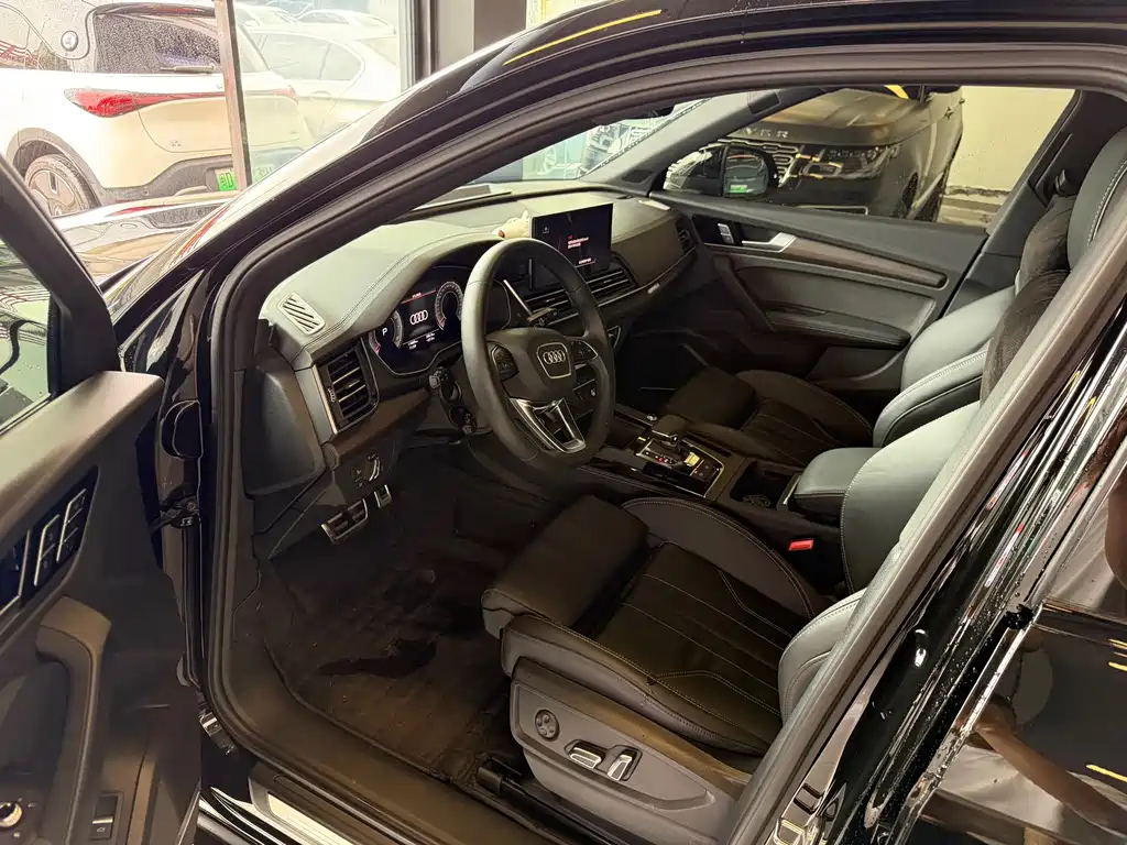 Audi Q5L — миниатюра 7