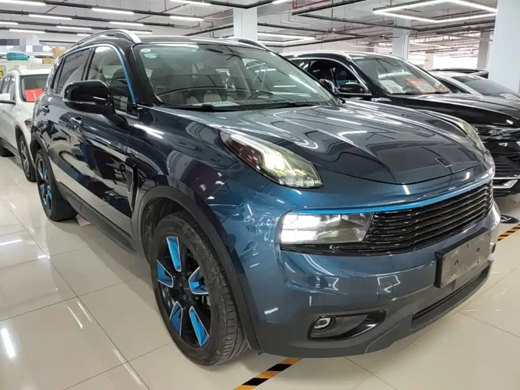 Lynk & Co 01 — миниатюра 4