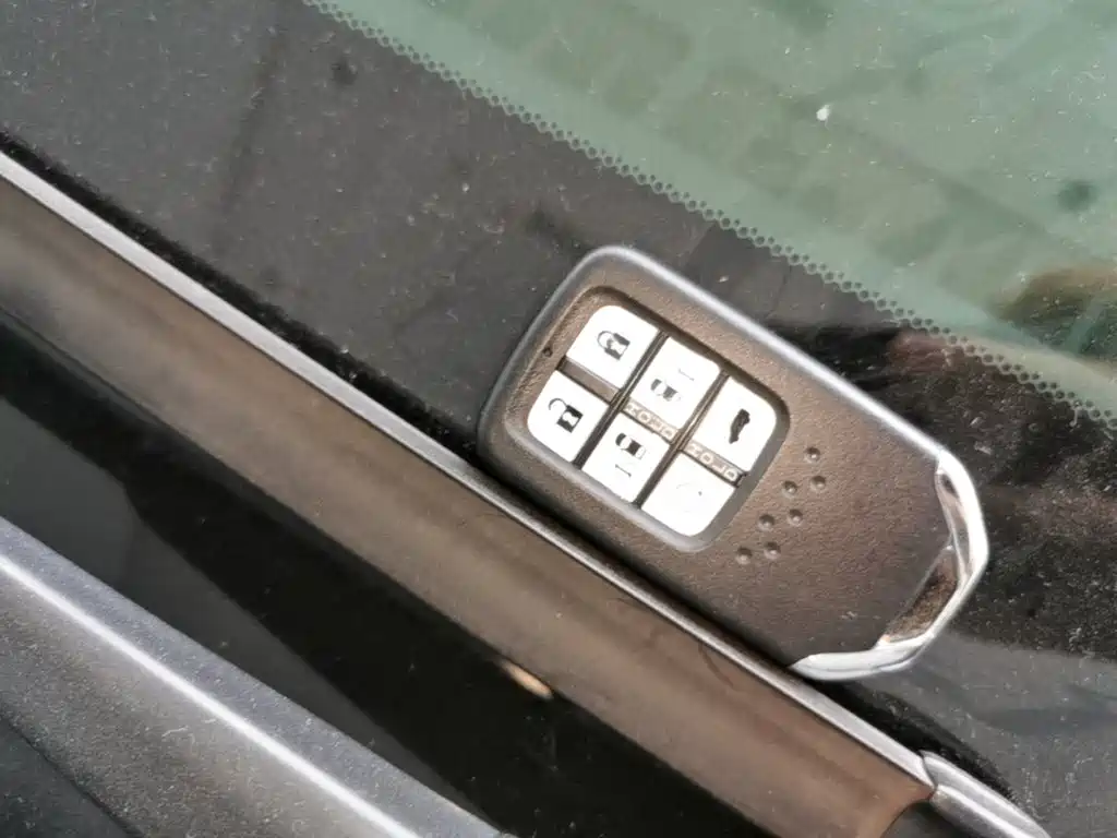 Honda Elysion — миниатюра 9