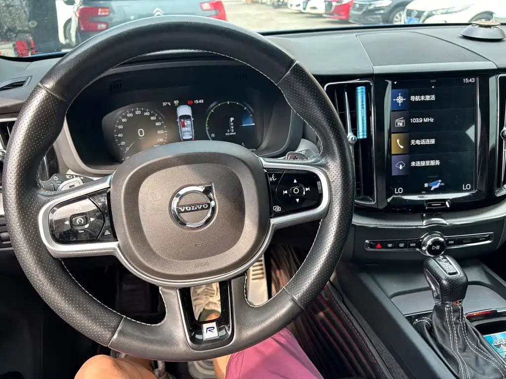 Volvo XC60 — миниатюра 9
