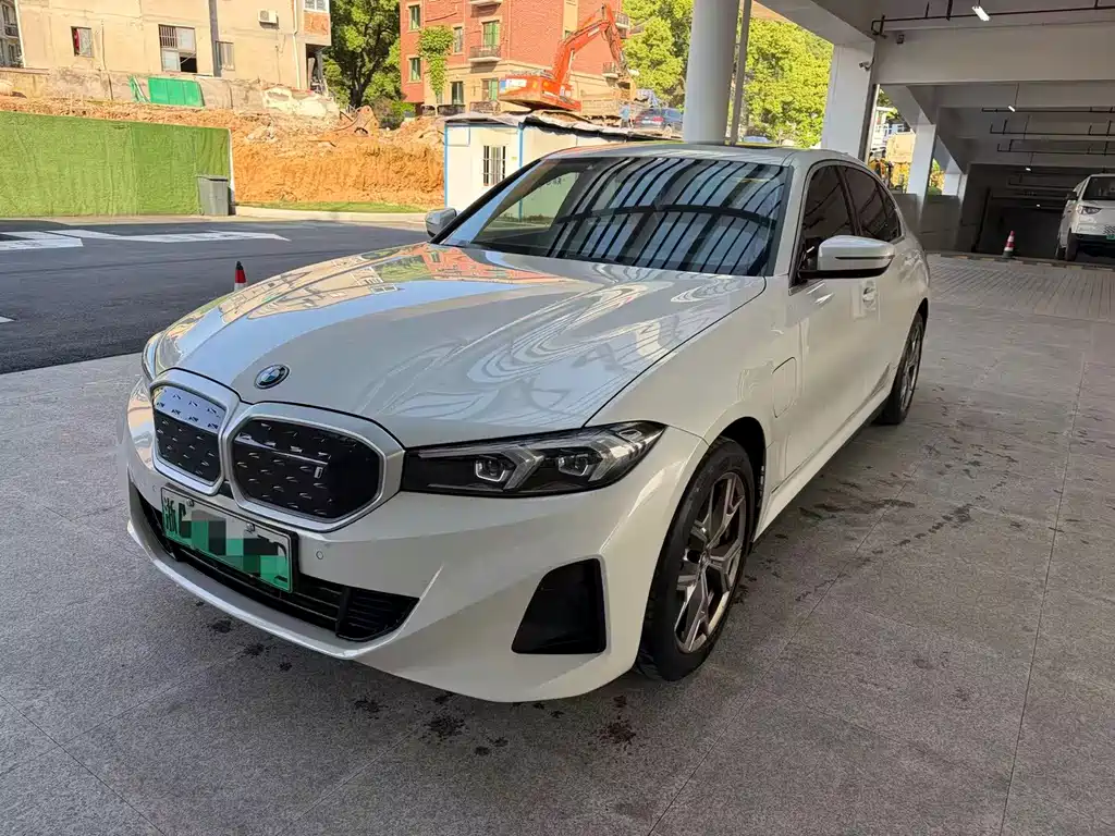 BMW i3 2022