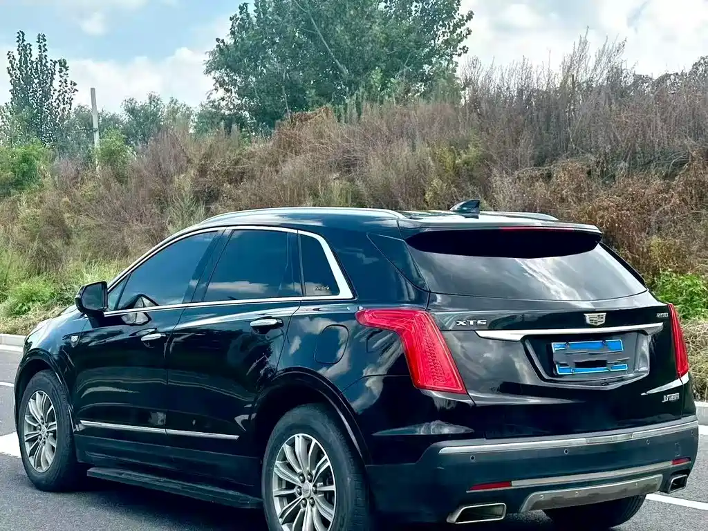 Cadillac XT5 — миниатюра 8
