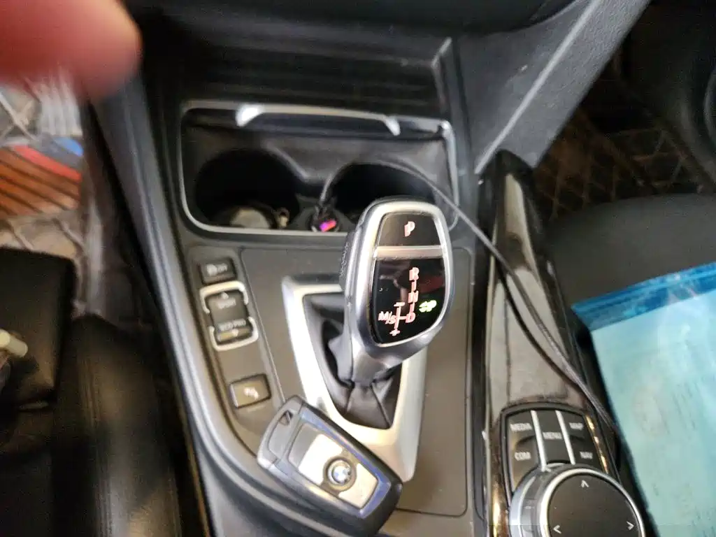 BMW 3 Series — миниатюра 15