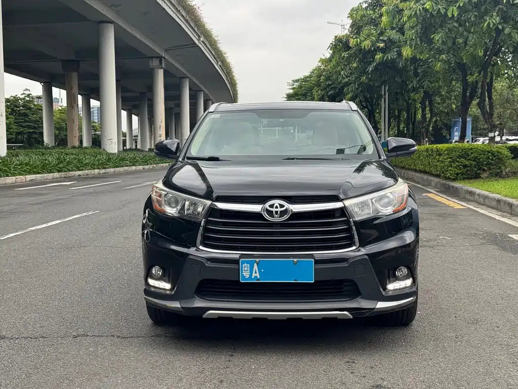Toyota Highlander — миниатюра 2
