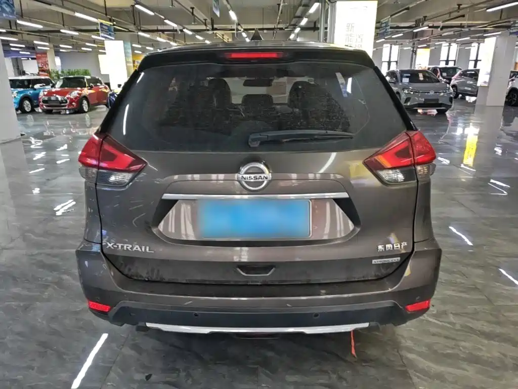 Nissan X-Trail — миниатюра 6