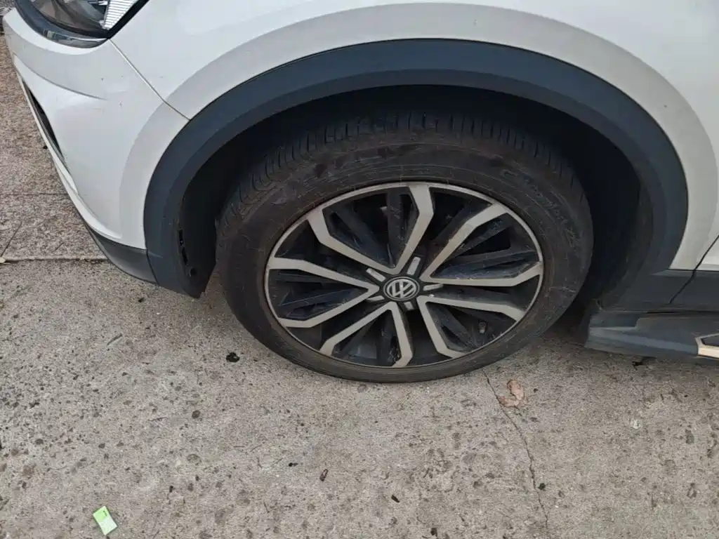 Volkswagen T-Roc — миниатюра 23