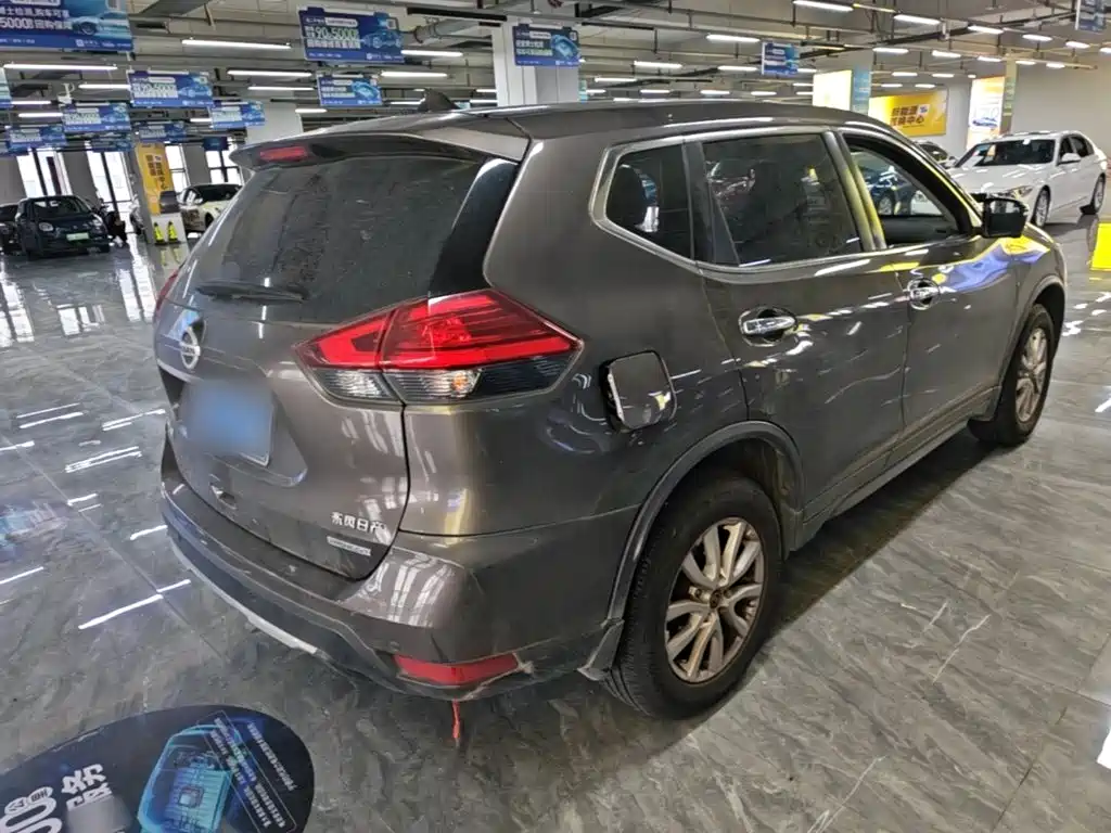 Nissan X-Trail — миниатюра 7