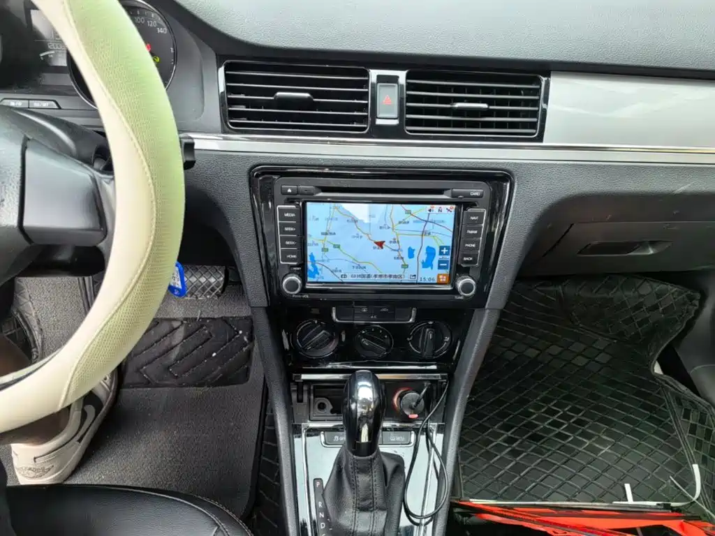 Volkswagen Bora — миниатюра 10