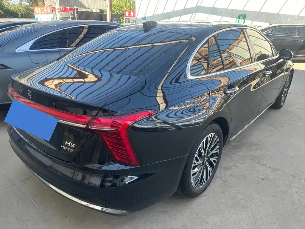 Hongqi Hongqi H5 — миниатюра 11