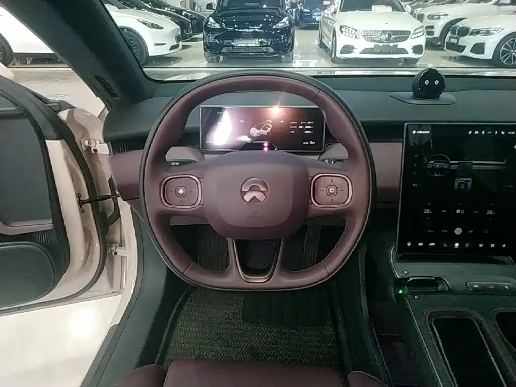NIO ET5 — миниатюра 11