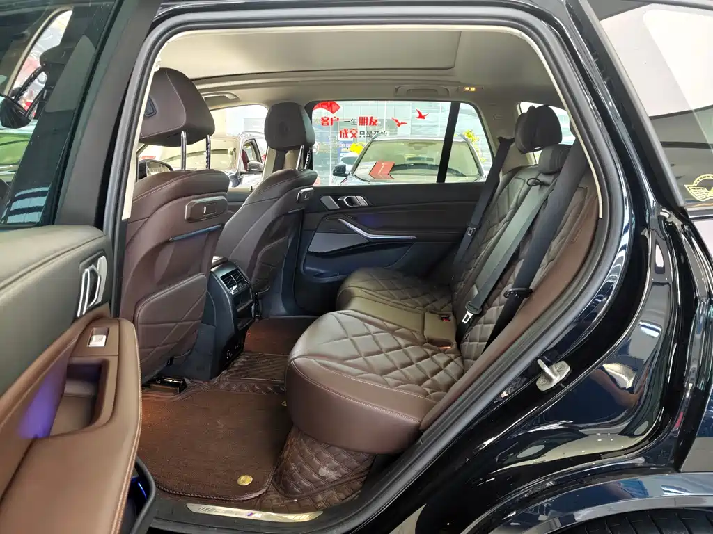 BMW X5 — миниатюра 14