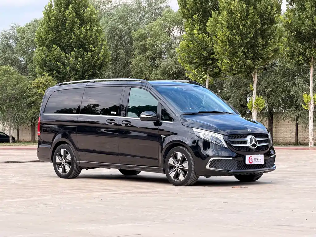 Mercedes-Benz V-Class — миниатюра 2