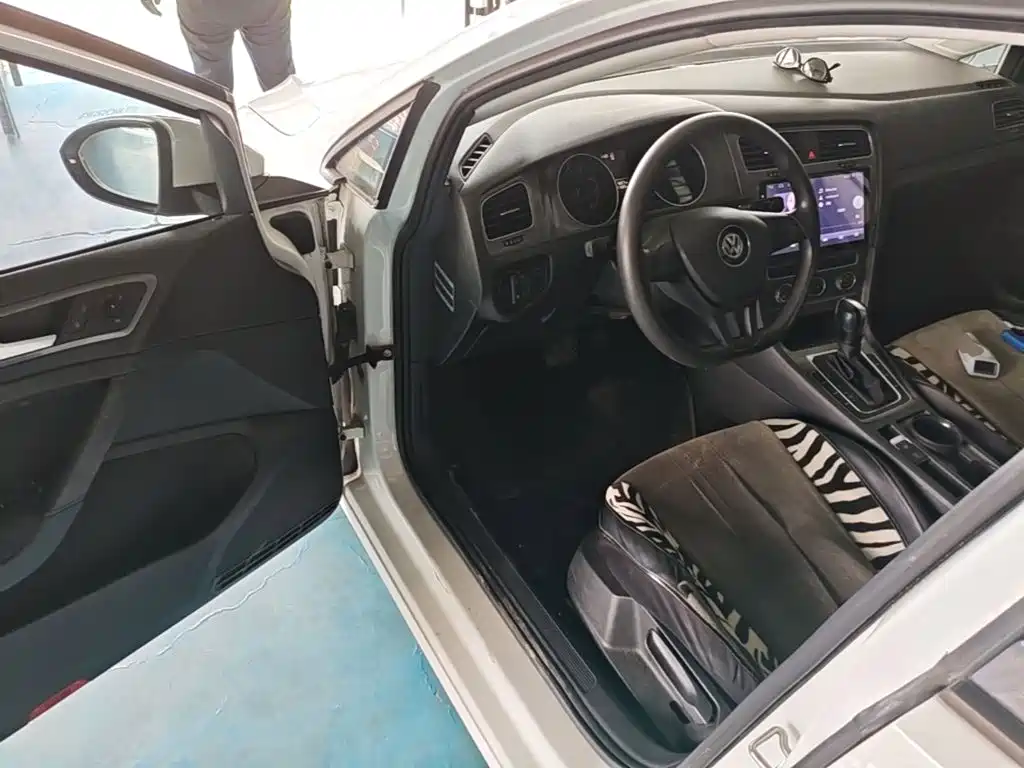 Volkswagen Golf — миниатюра 16