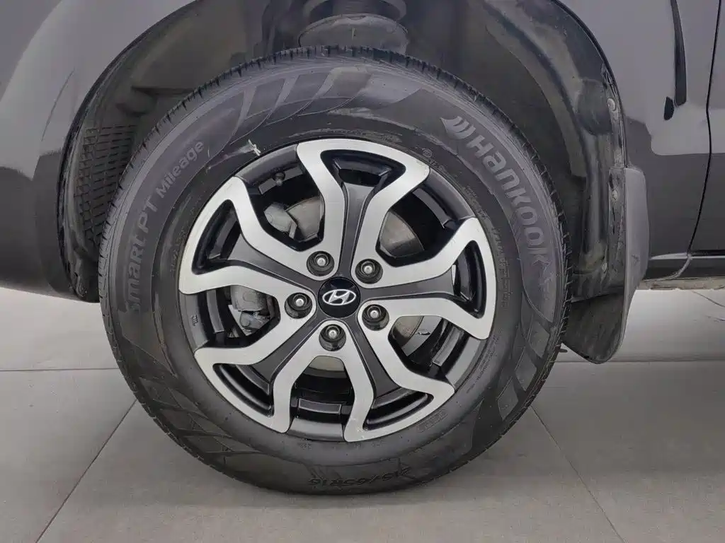 Hyundai Tucson — миниатюра 17