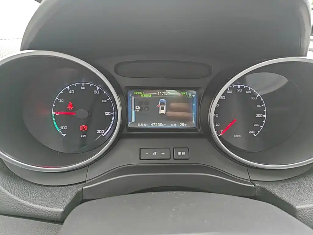 BYD Yuan EV — миниатюра 12