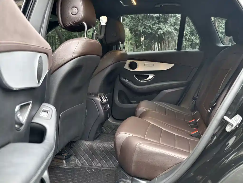 Mercedes-Benz GLC — миниатюра 10