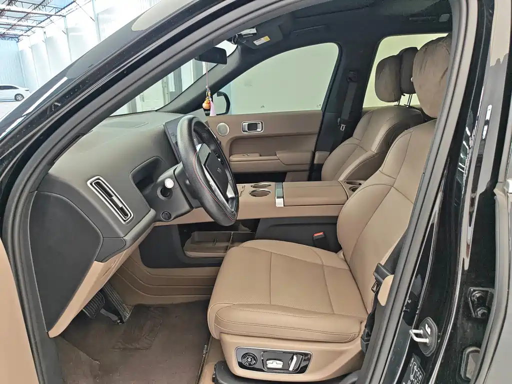 Li Auto Li L8 — миниатюра 20
