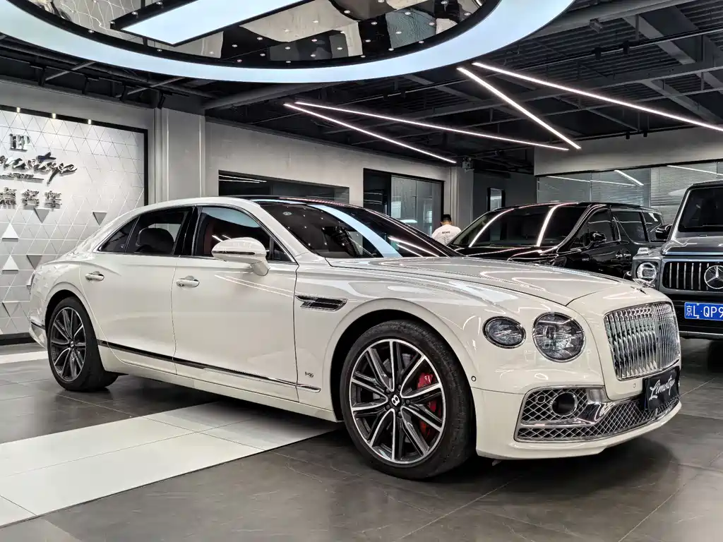 Bentley Flying Spur 2022