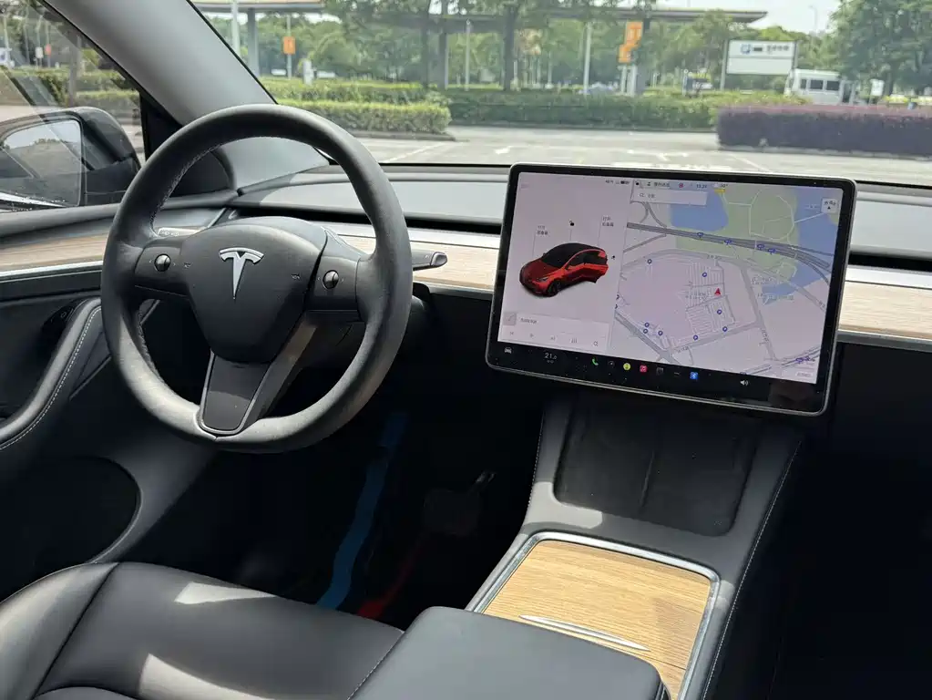 Tesla Model Y — фотографии объявления, Фото 12