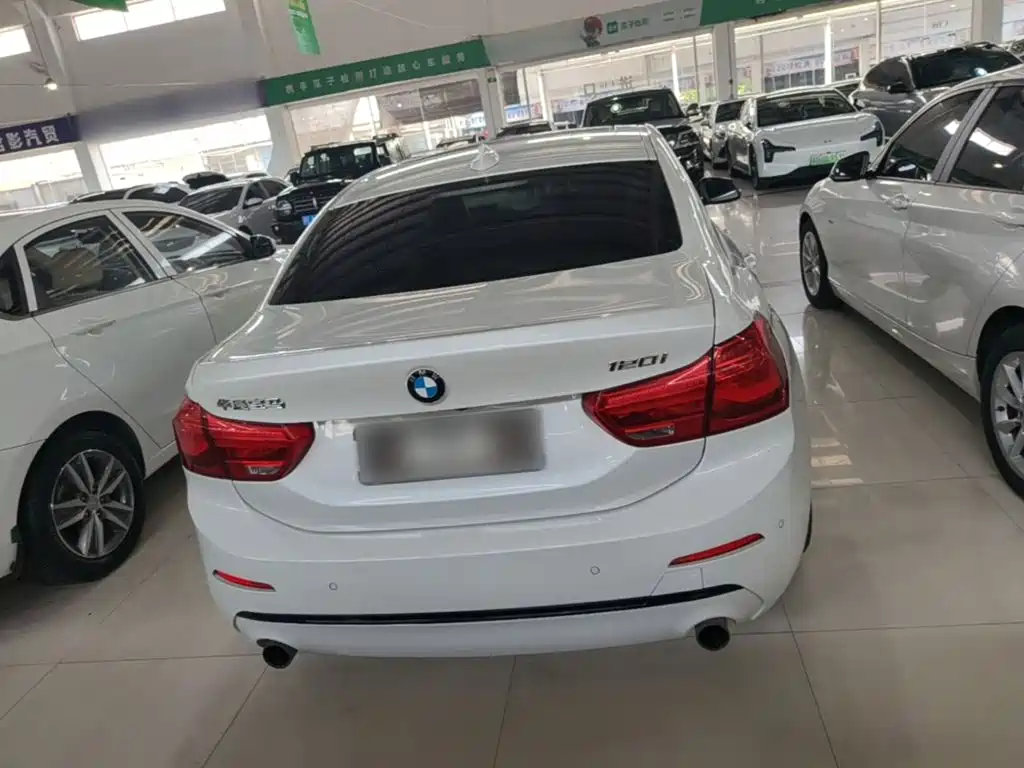 BMW 1 Series — миниатюра 6
