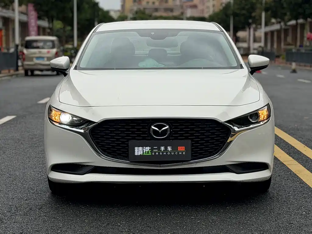Mazda 3 Axela — миниатюра 2