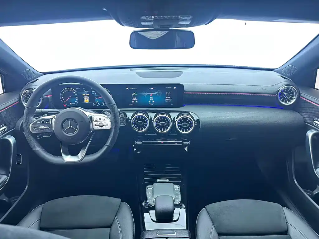 Mercedes-Benz A-Class — миниатюра 17