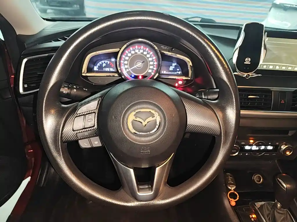 Mazda 3 Axela — миниатюра 11