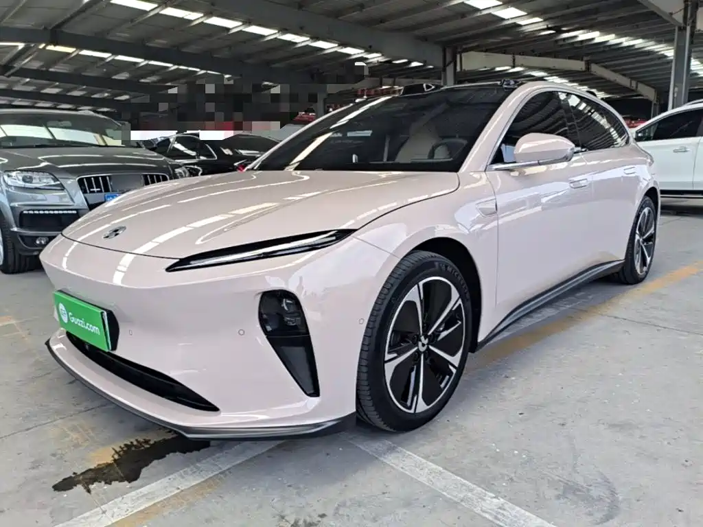 NIO ET5T