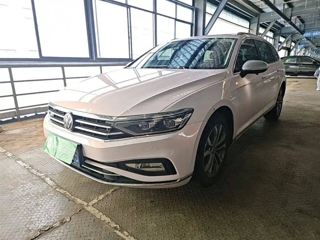 Volkswagen Viloran 2023