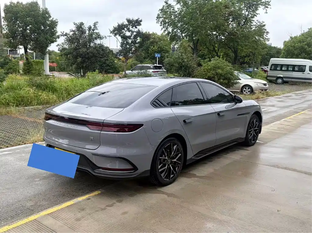 BYD Han — миниатюра 5