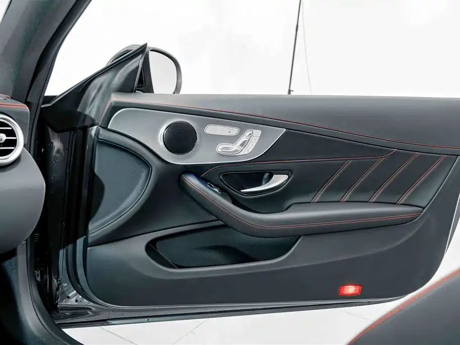 Mercedes-Benz C-Class (Import) — миниатюра 13