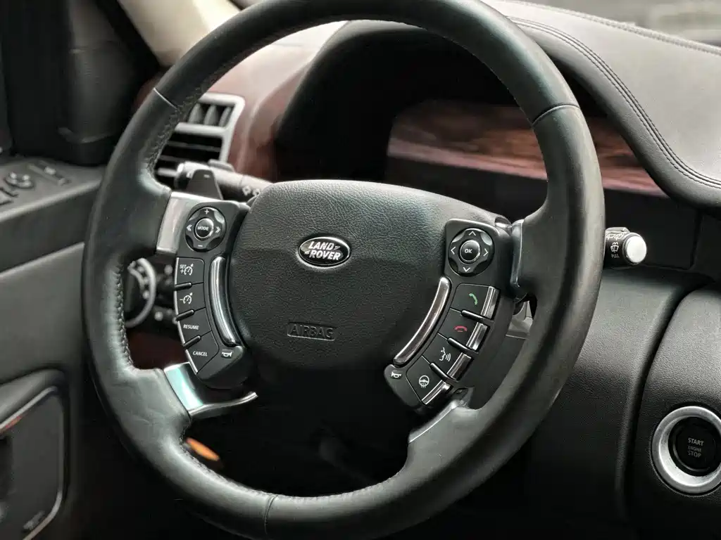 Land Rover Range Rover — миниатюра 14