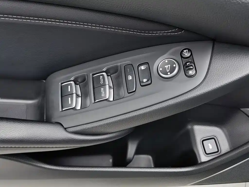 Honda Accord — миниатюра 9
