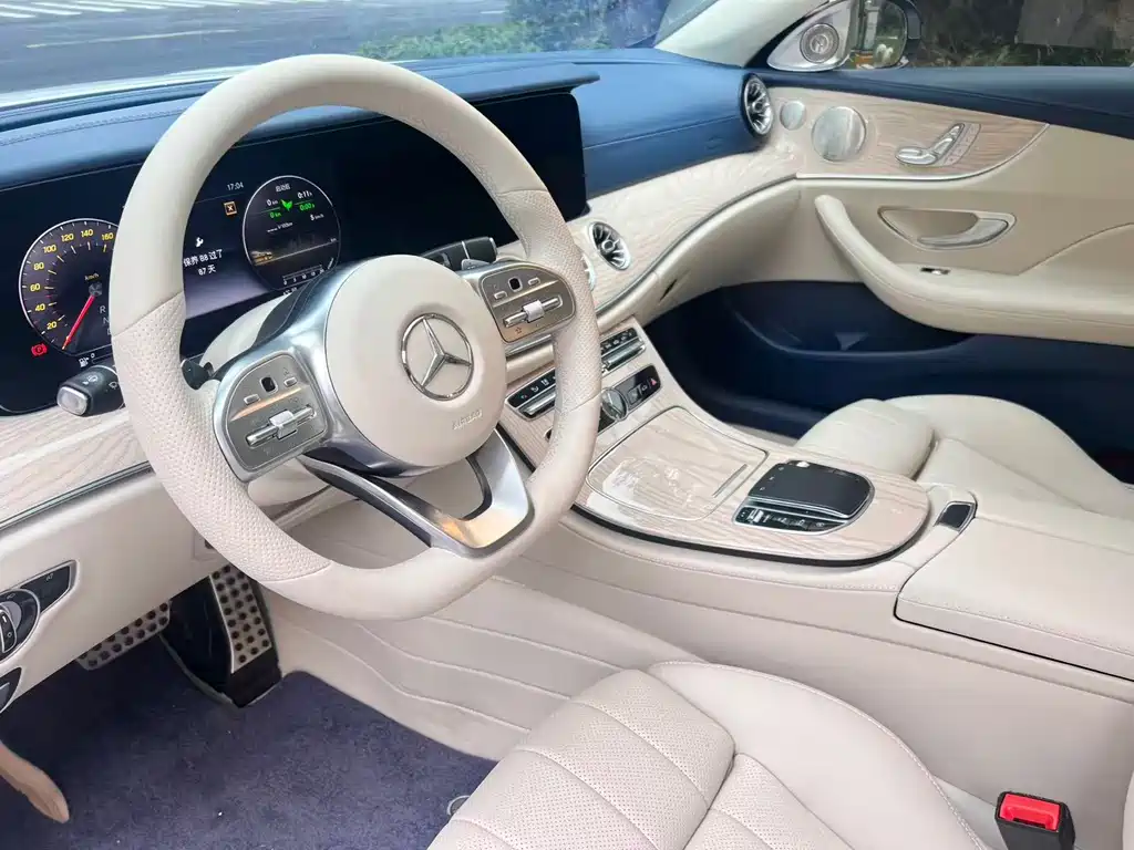 Mercedes-Benz E-Class (Import) — миниатюра 9
