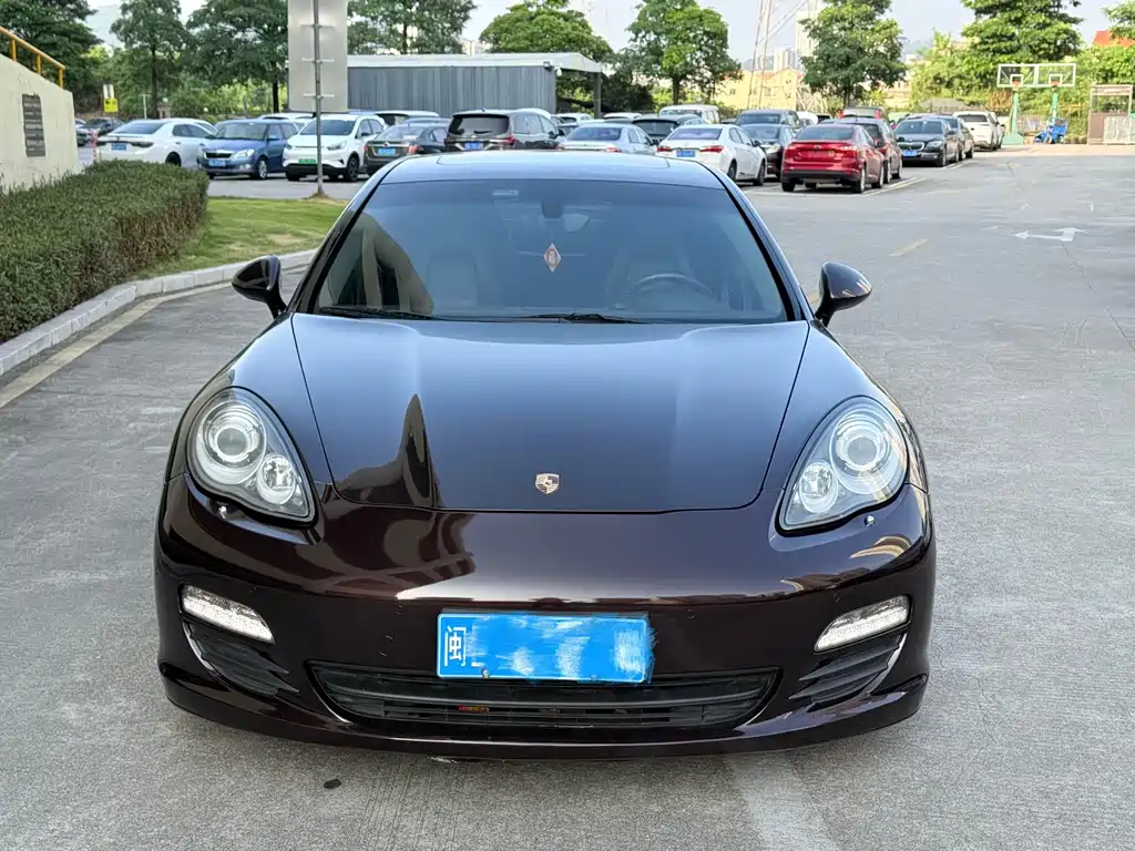 Porsche Panamera — миниатюра 2